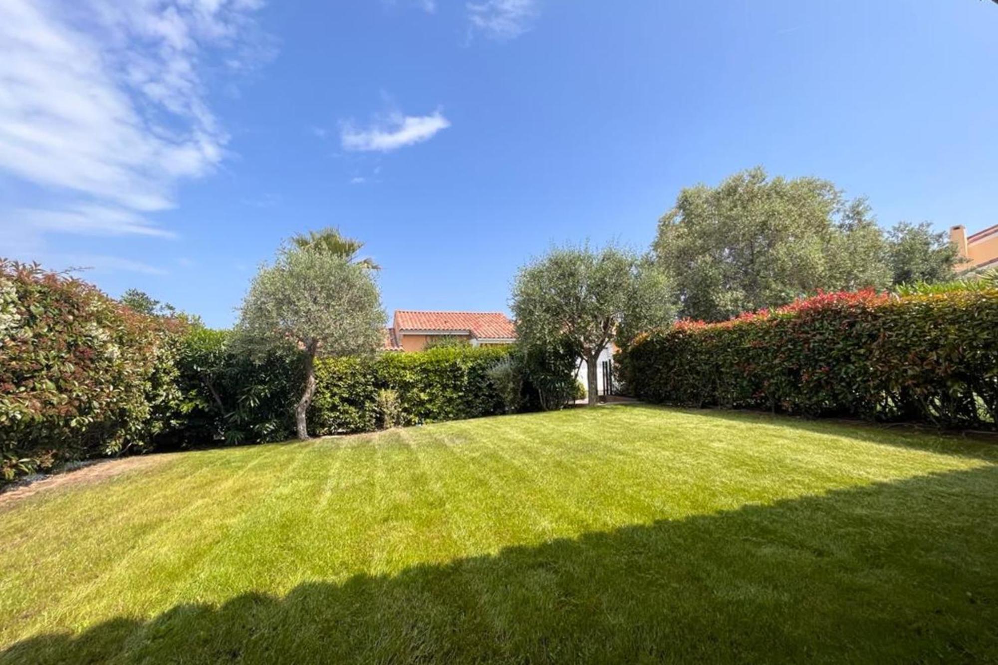 110m With Swimming Pools Ac And Garage - Benakey Hébergement de vacances
